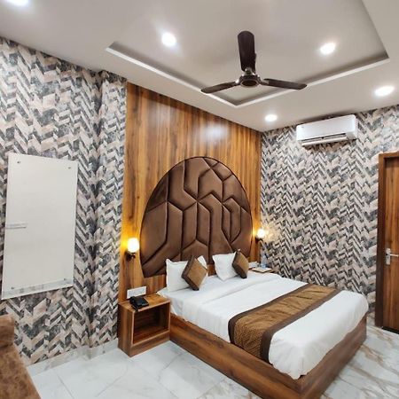 Hotel Gs Amritsar 200 Mtr From Golden Temple Bagian luar foto