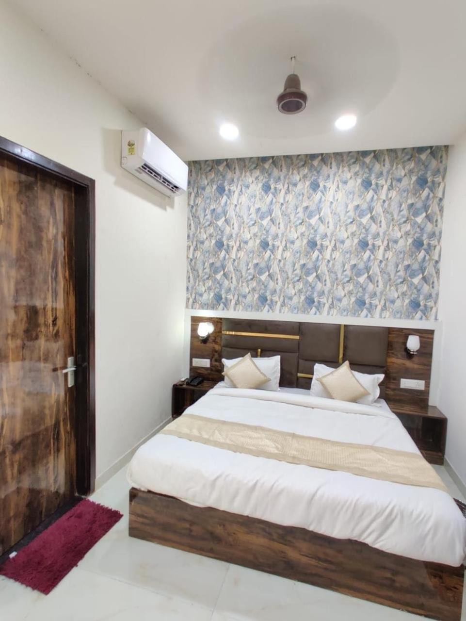 Hotel Gs Amritsar 200 Mtr From Golden Temple Bagian luar foto