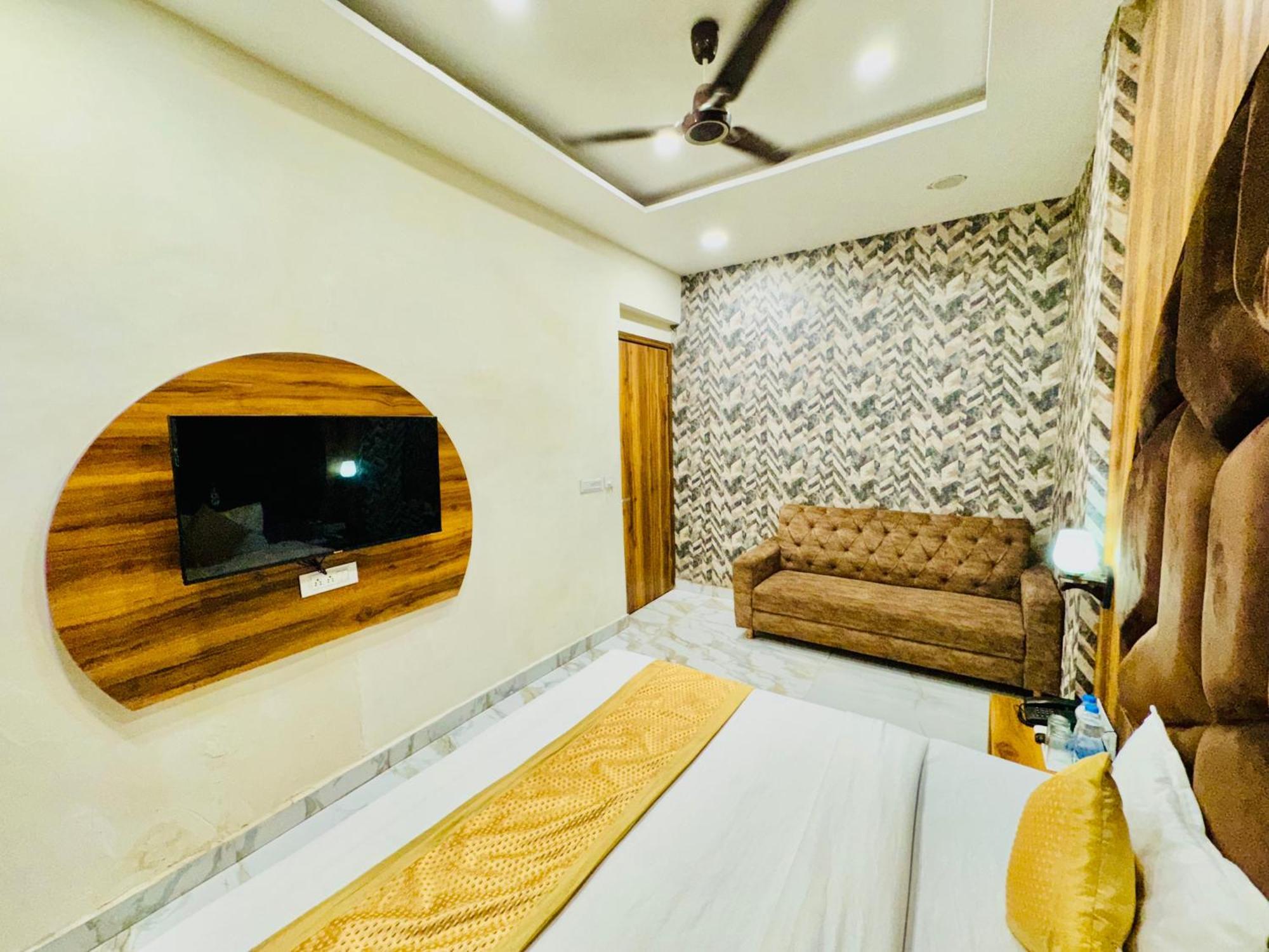 Hotel Gs Amritsar 200 Mtr From Golden Temple Bagian luar foto