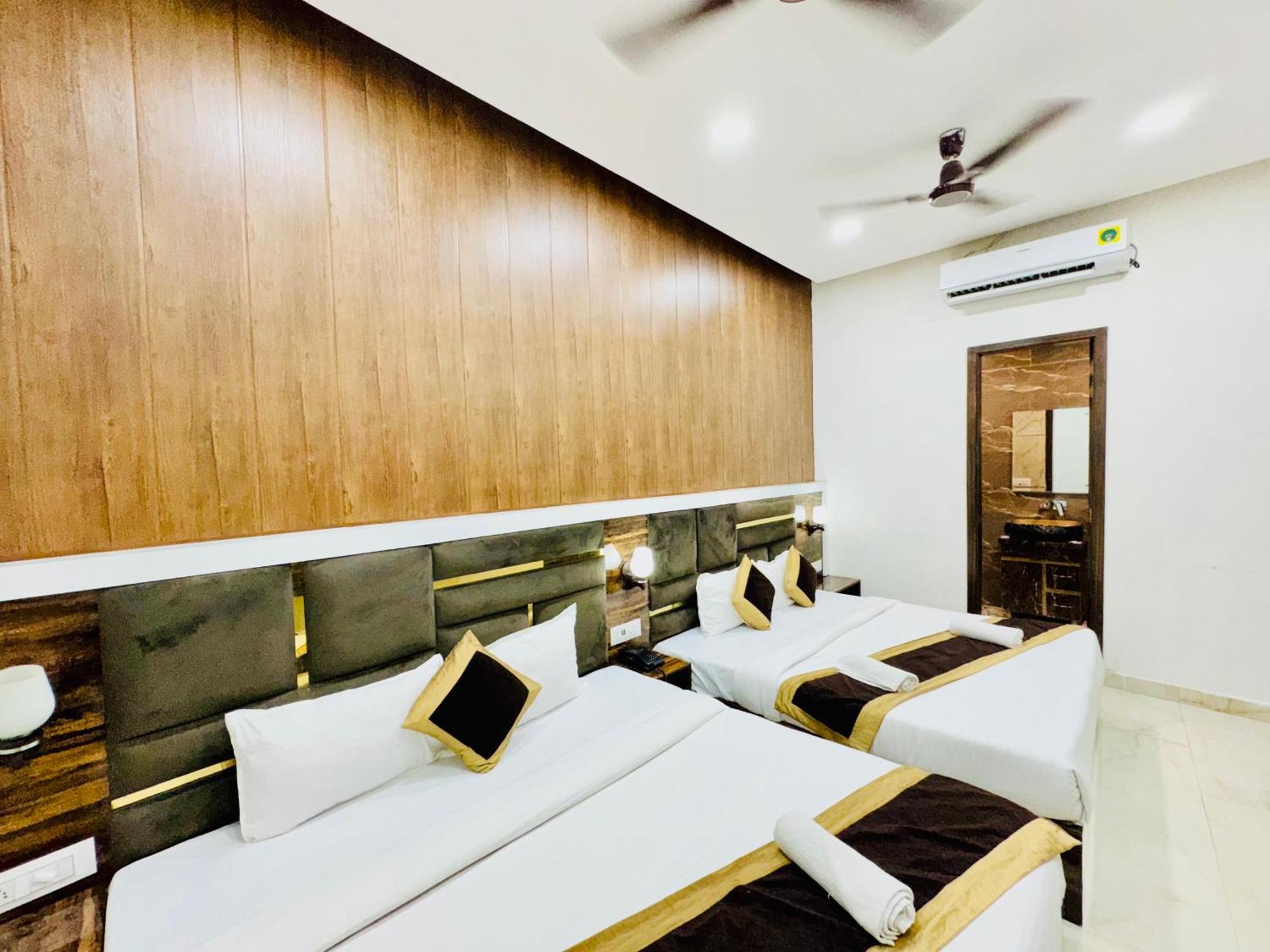 Hotel Gs Amritsar 200 Mtr From Golden Temple Bagian luar foto
