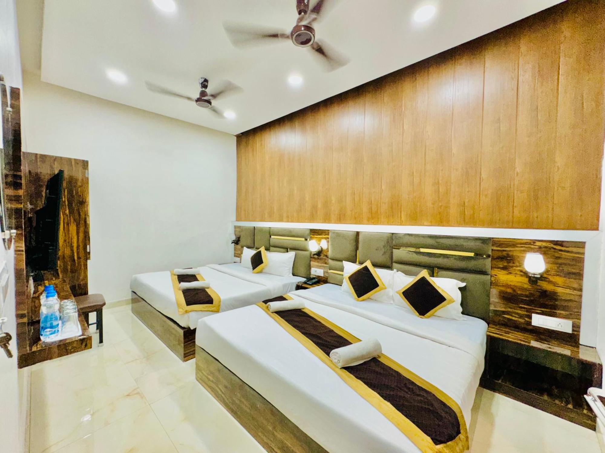 Hotel Gs Amritsar 200 Mtr From Golden Temple Bagian luar foto